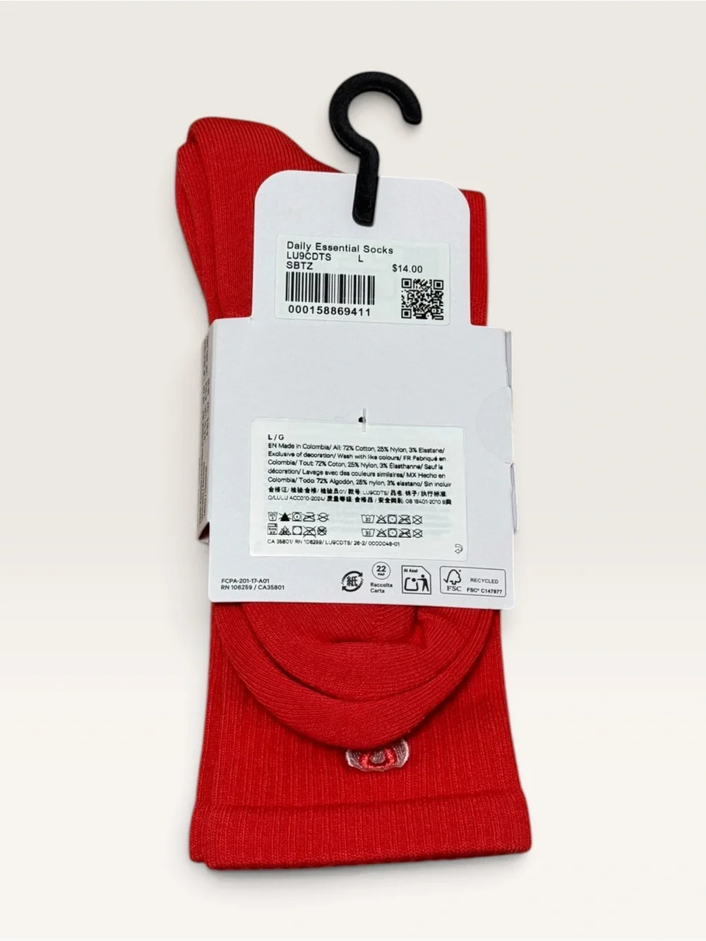 Lululemon Daily Essential Crew Socks Red Size Large NWT
